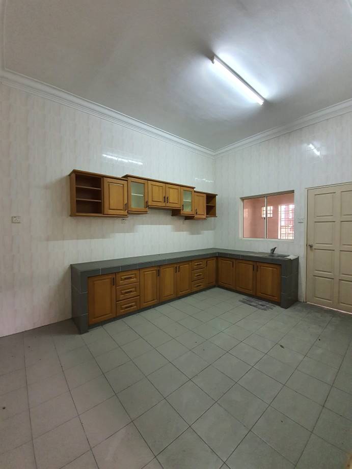 Pasir Puteh Ipoh Double Storey Semi D House - photo 4