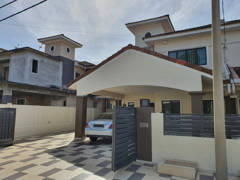 Fully Furnished Pulai Heights Two Storey Semi D - photo 13