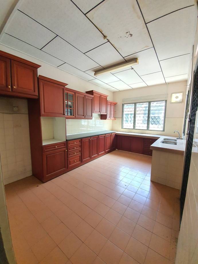 Taman Melor Pasir Puteh Double Storey House - photo 3