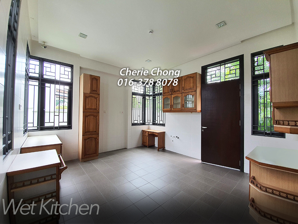 Thompson Flora Tropika Exclusive Bungalow for sale - photo 13