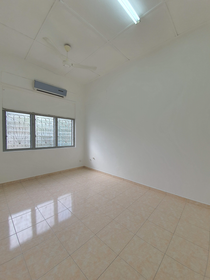 Canning Garden Ipoh Single Storey House corner - photo 9