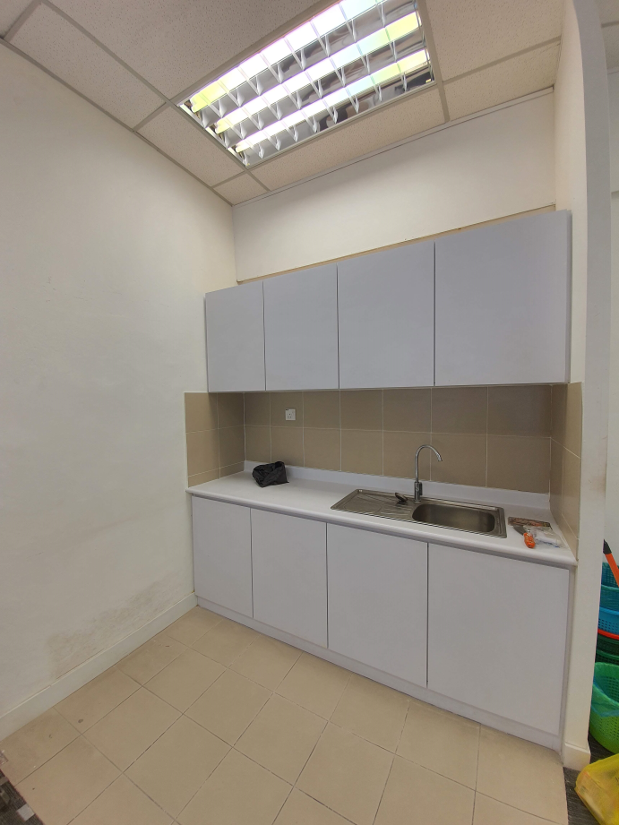 Shop Office Greentown Business Centre for rent - photo 4