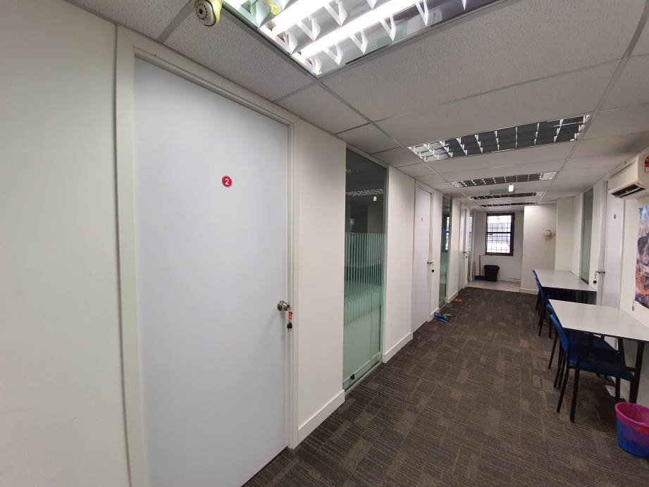 Shop Office Greentown Business Centre for rent - photo 8