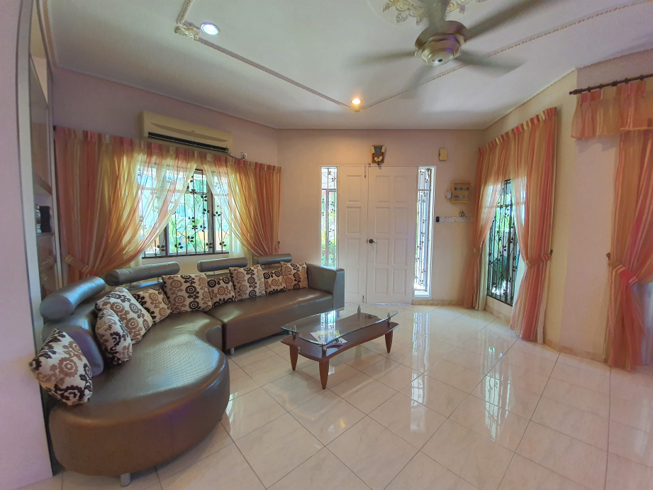 Panorama Lapangan Perdana Two and Half Corner Hous - photo 3