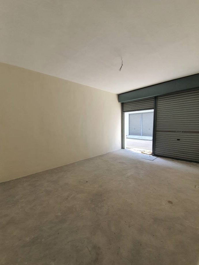 Pusat Perdagangan Tasek Indra Ground Floor shop - photo 3