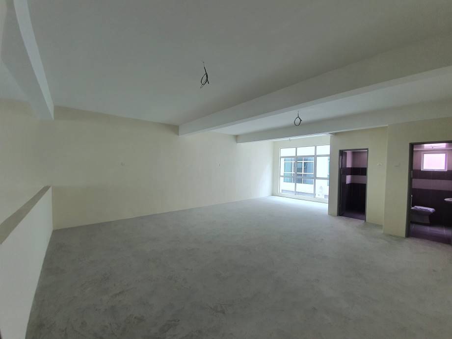 Pusat Perdagangan Tasek Indra Ground Floor shop - photo 6
