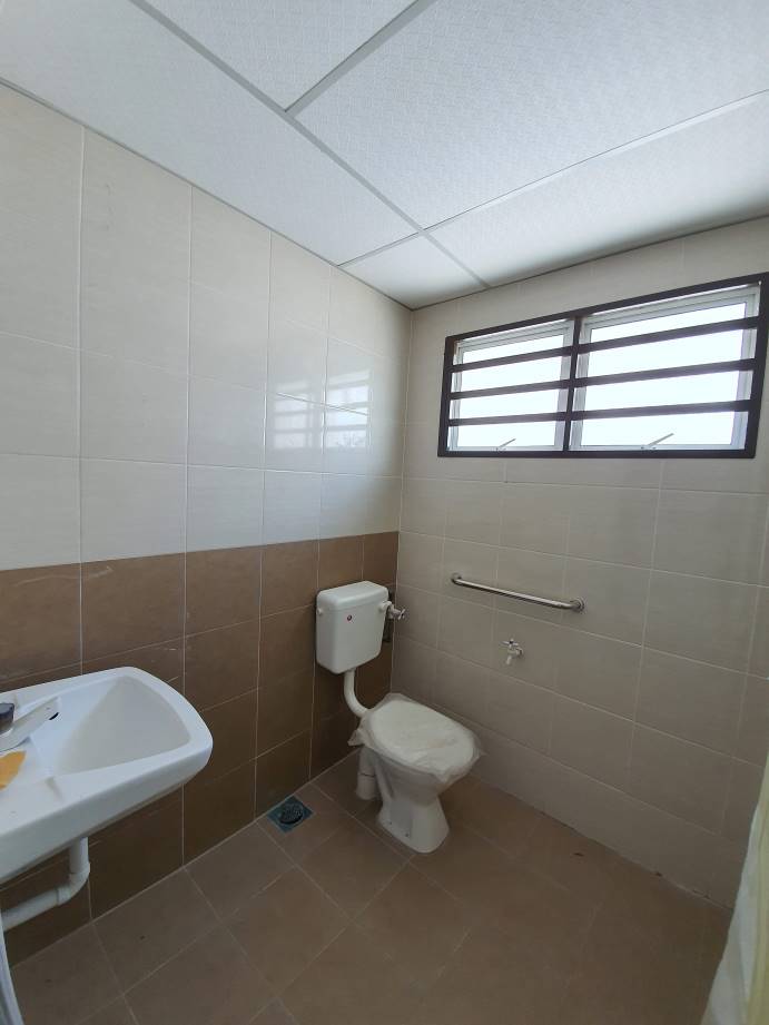 Ground Floor Shop Panorama Lapangan Perdana Ipoh - photo 4