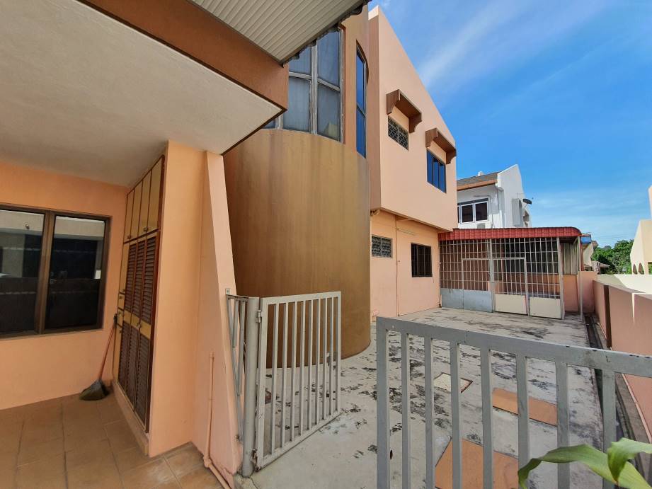 2 Storey Semi D House for rent Pasir Puteh - photo 9