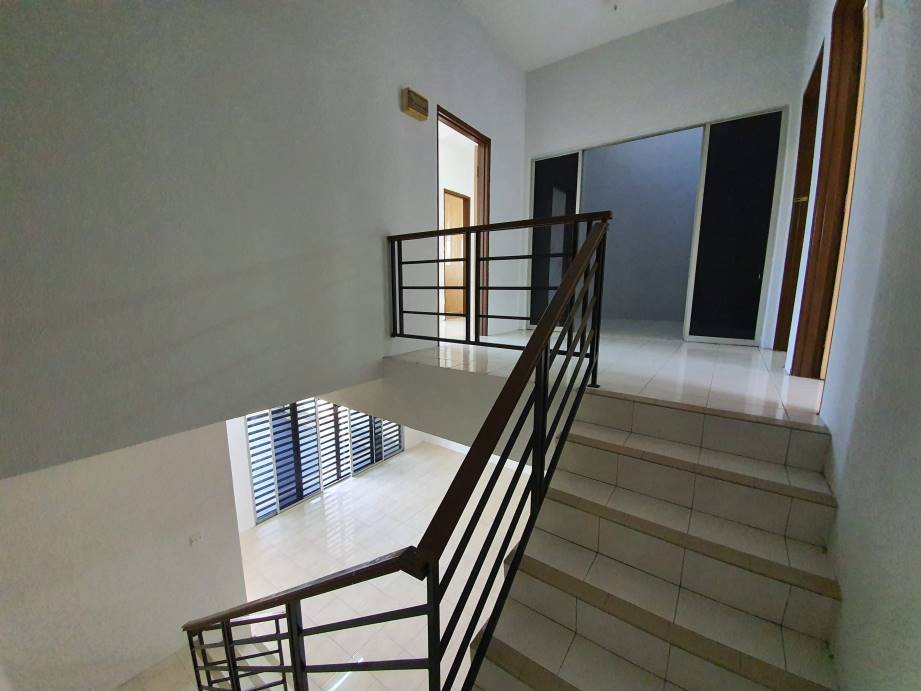 Tasek Anjung Tawas Sinaran Double Stry House Ipoh - photo 4