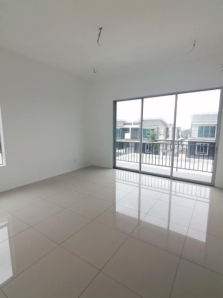 Brand New Basic Green Park 2 storey Semi D House - photo 4