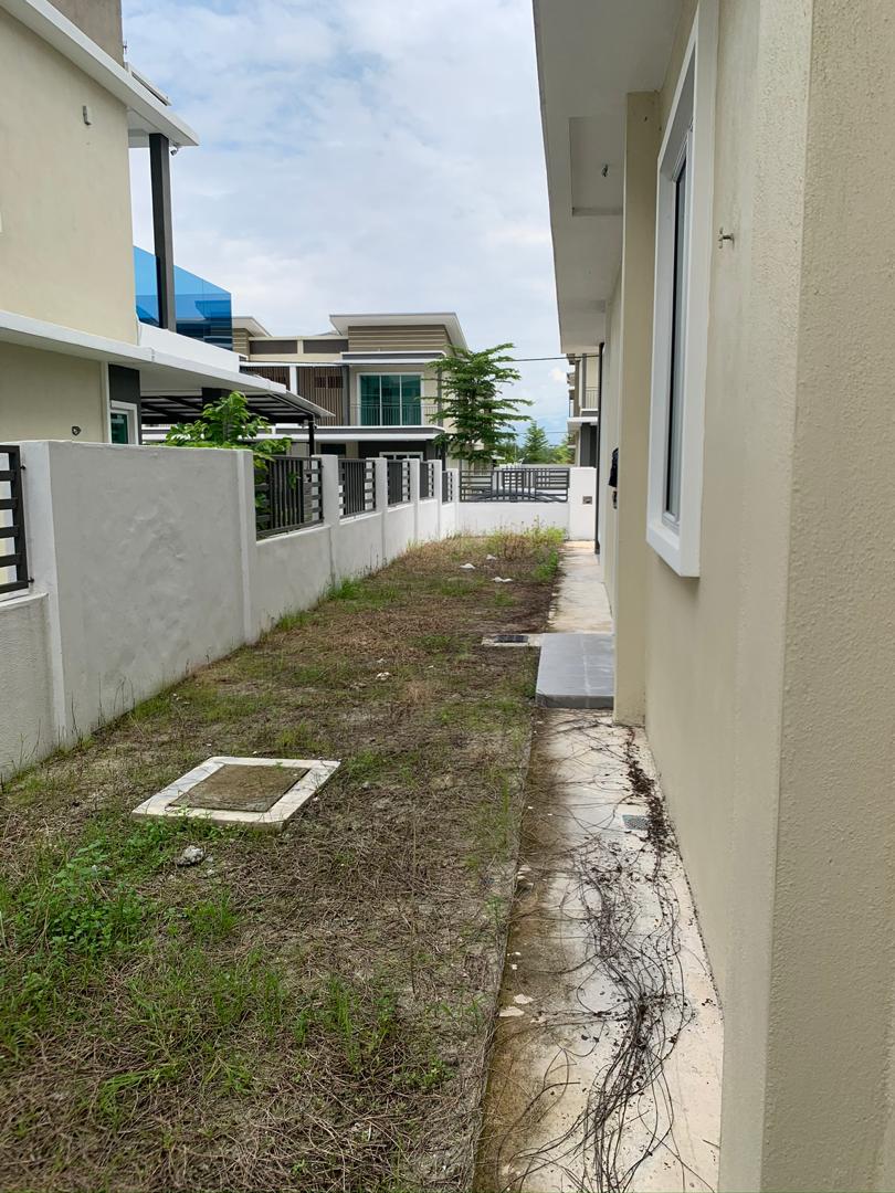 Brand New Basic Green Park 2 storey Semi D House - photo 7