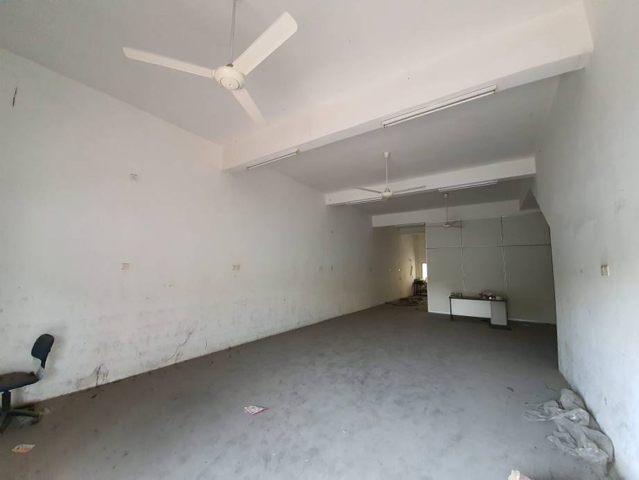 Seri Botani Ground Floor Shop for rent - photo 6