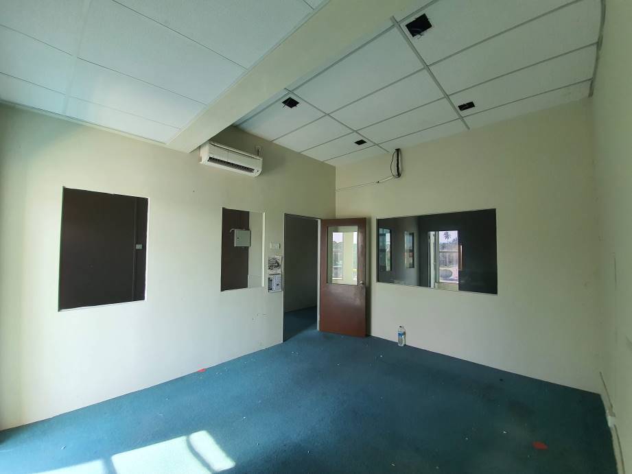 Gunung Rapat Jalan Gopeng Main Road 1st Floor Shop - photo 2