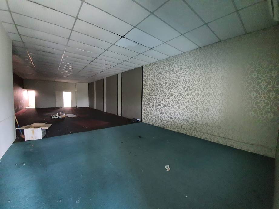 Gunung Rapat Jalan Gopeng Main Road 1st Floor Shop - photo 3