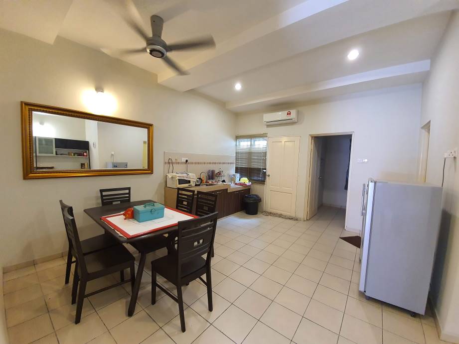 Bandar Seri Botani 2 Storey House fully furnished - photo 4