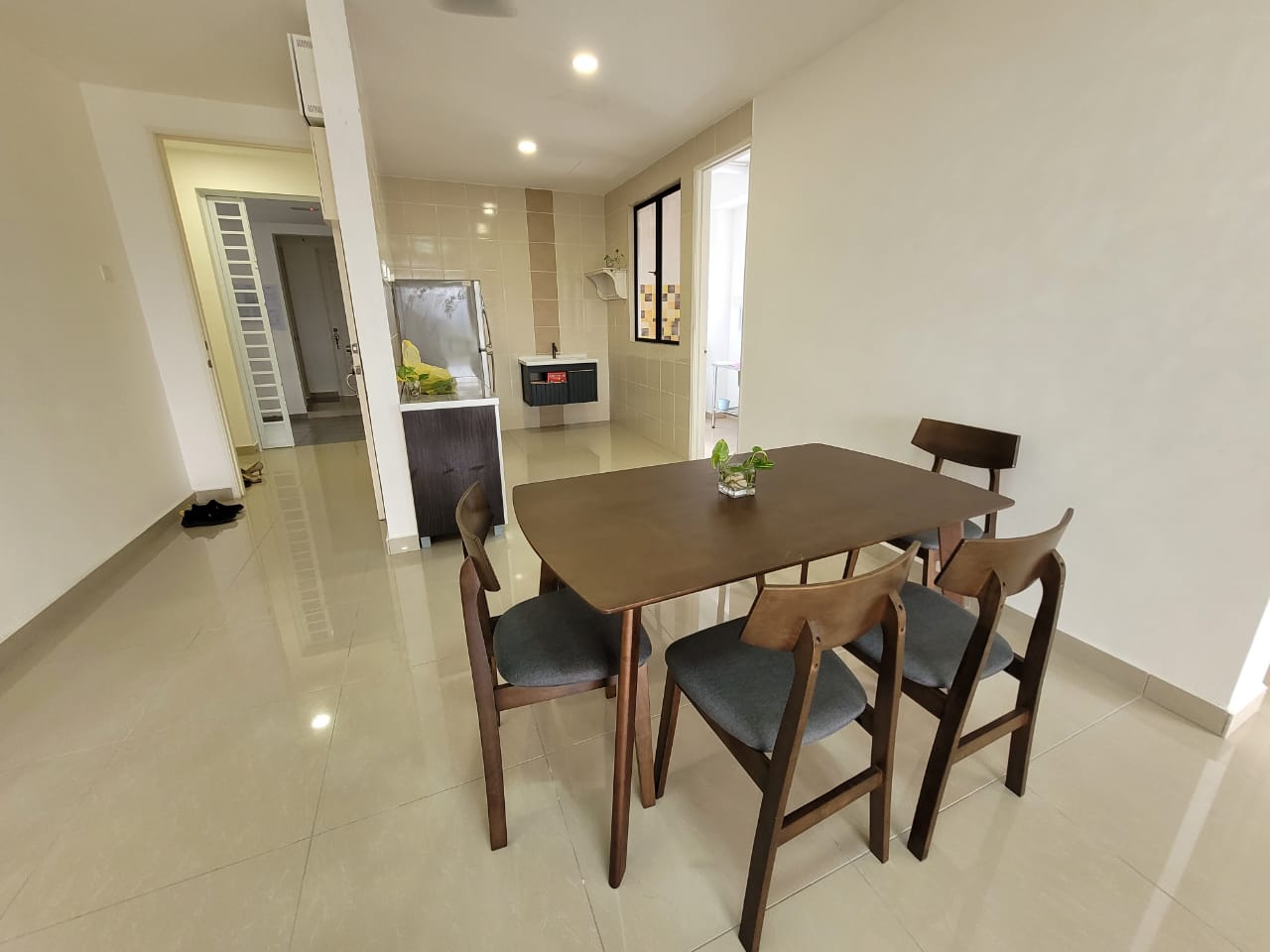 Upper East Condominium Fully Furnished for Rent - photo 3
