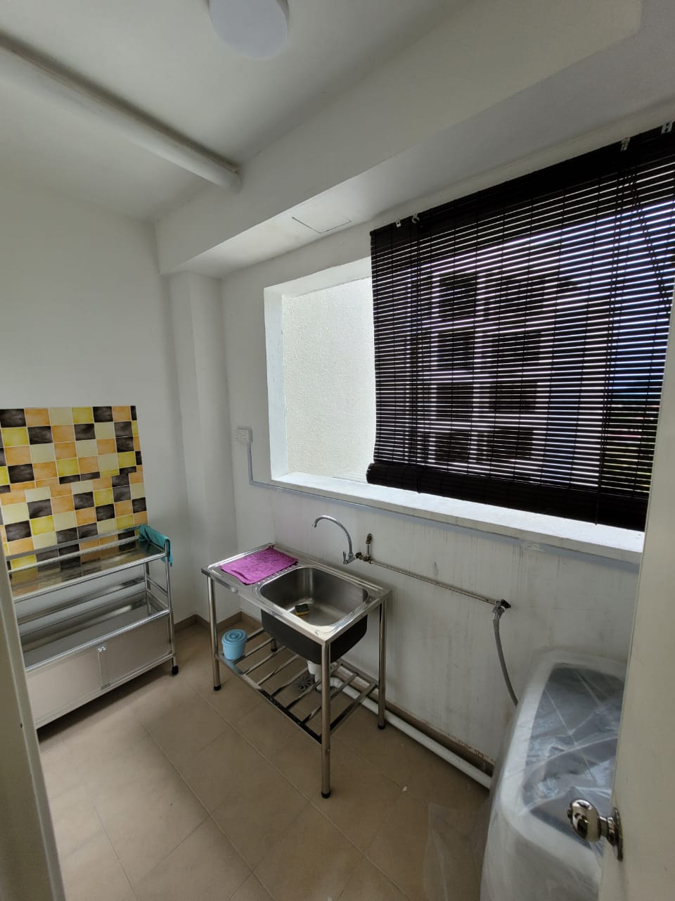Upper East Condominium Fully Furnished for Rent - photo 6