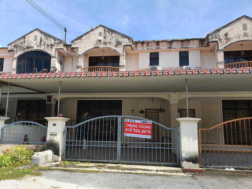 Taman Pinji Perdana 2 storey house near Pengkalan