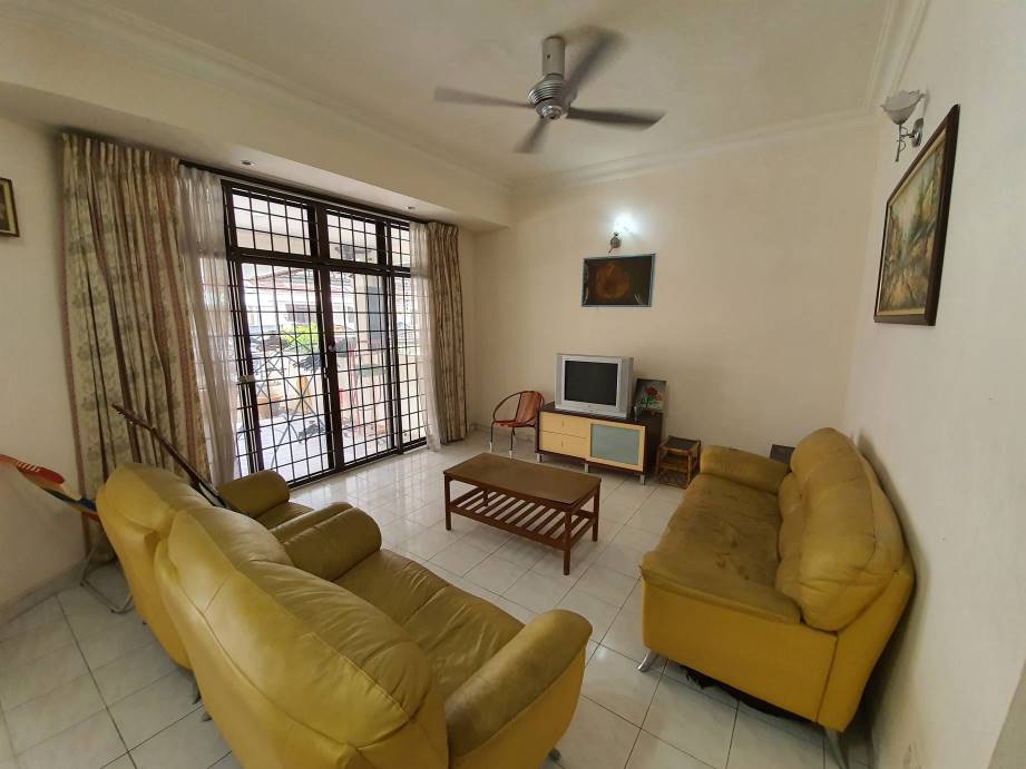 Taman Pinji Perdana 2 storey house near Pengkalan - photo 2