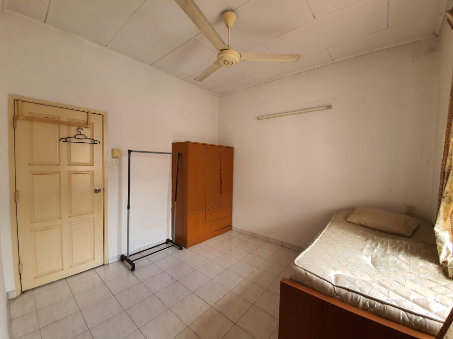 Taman Pinji Perdana 2 storey house near Pengkalan - photo 6