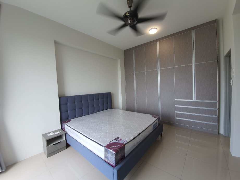 Casa Kayangan Apartment Fully Furnished high floor - photo 2