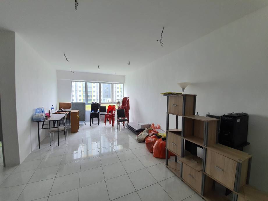 D Aman Residence Walk Up Apartment for sale - photo 3