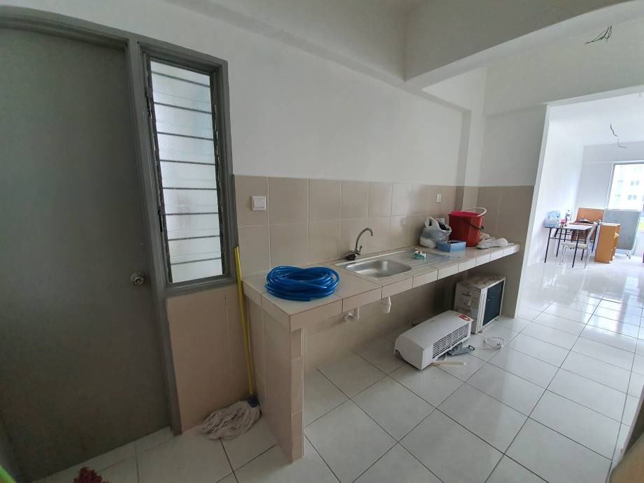 D Aman Residence Walk Up Apartment for sale - photo 5