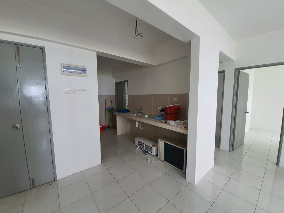 D Aman Residence Walk Up Apartment for sale - photo 6