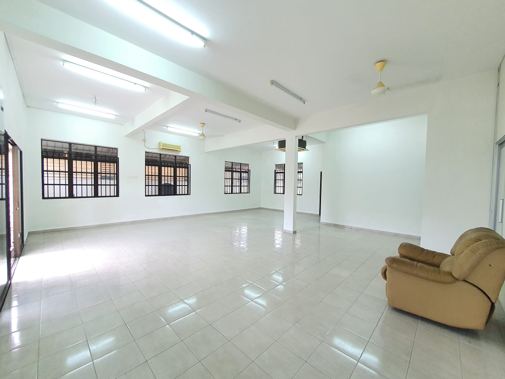 Gopeng Lawan Kuda Ground Floor Shop for rent - photo 3