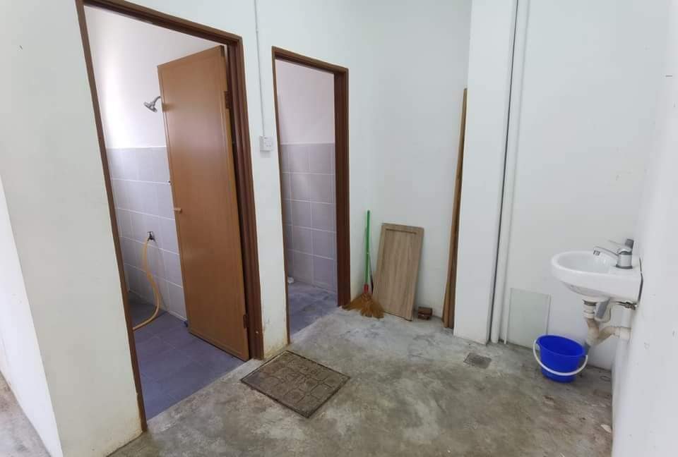 Pengkalan Station 18 GF Shop - photo 3