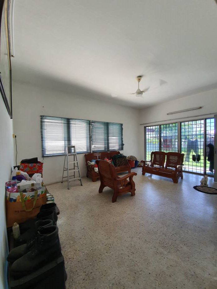 Silibin First Garden Taman Pertama semi d House - photo 3
