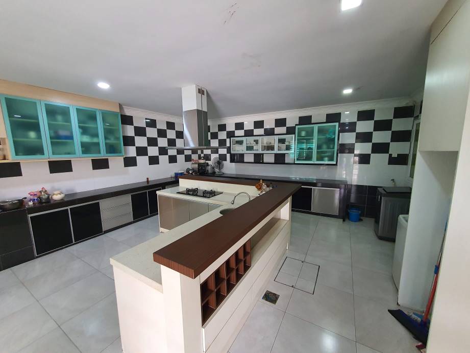 Falim Taman Birch Semi D House for sale - photo 4
