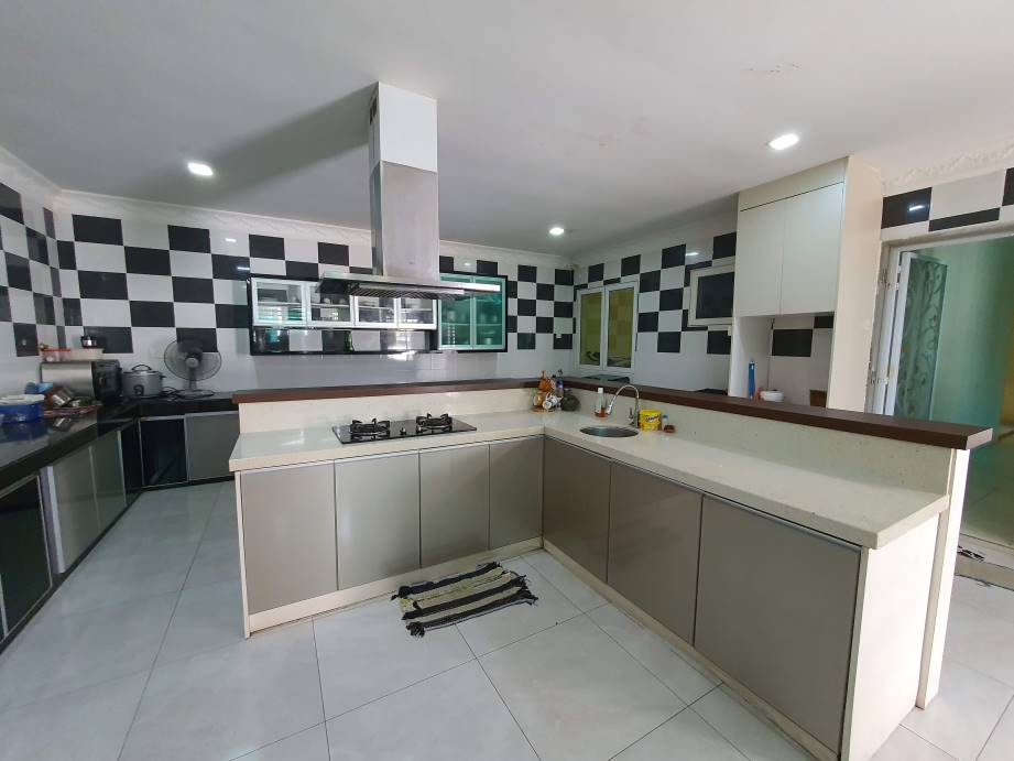 Falim Taman Birch Semi D House for sale - photo 5