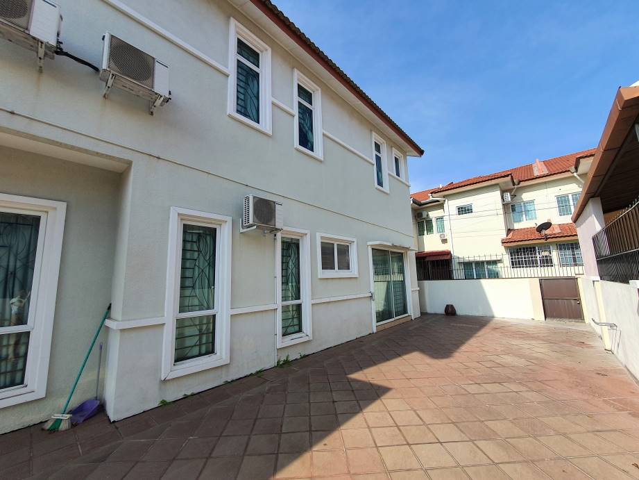 Bandar Seri Botani 2 Sty Semi D House - photo 2