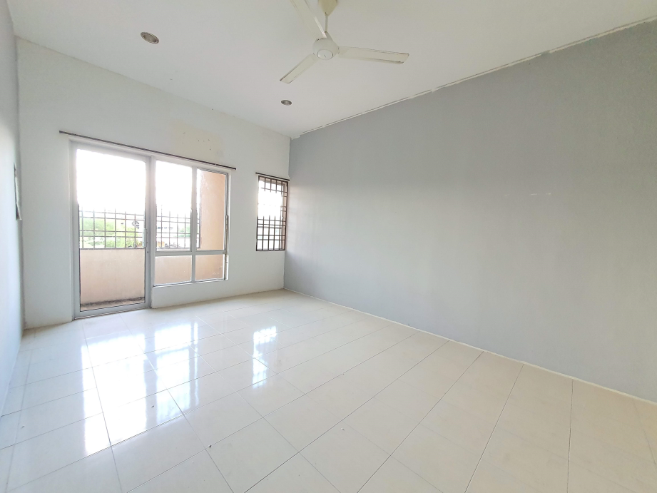 Pengkalan Prima near Bandar Seri botani - photo 6
