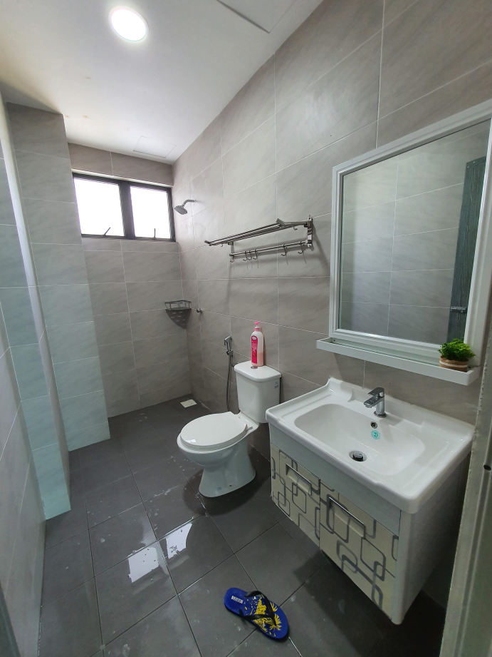 Casa Kayangan Condo for sale fully furnished - photo 8