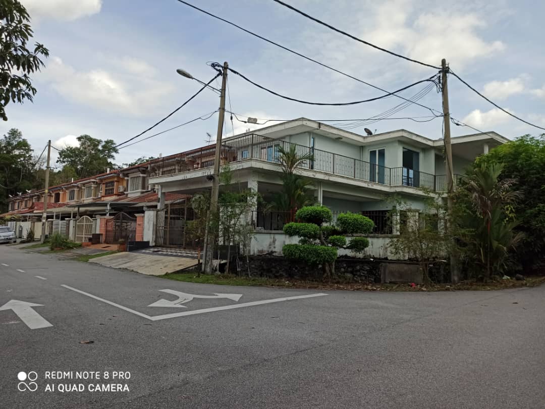 2 sty CORNER house at Kajang - photo 1