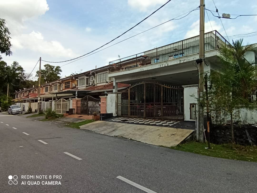 2 sty CORNER house at Kajang - photo 3