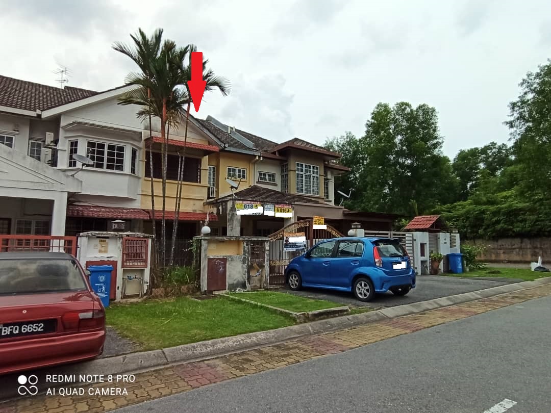 2 sty house at Kota Kemuning 518k only - photo 3