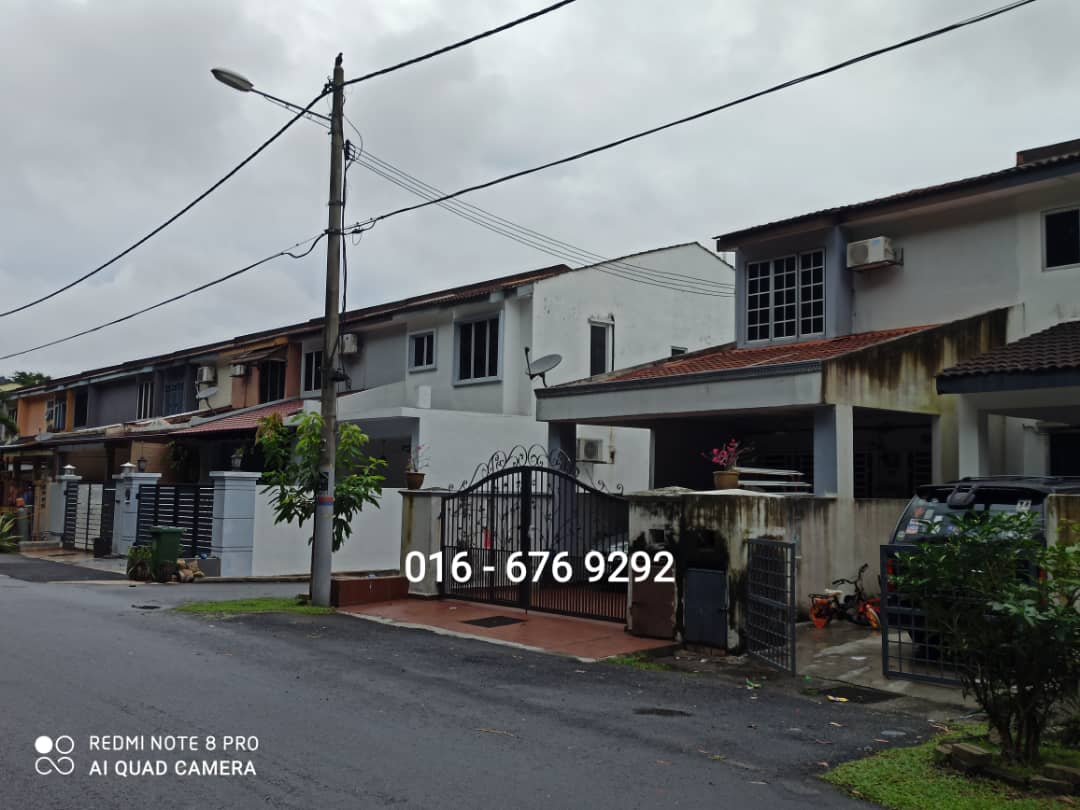 2 sty house at Saujana Puchong, Below market 96k - photo 4
