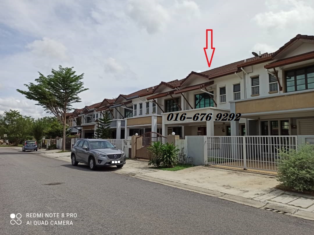 2 sty house at Putra Heights, Below Market 85k - photo 3