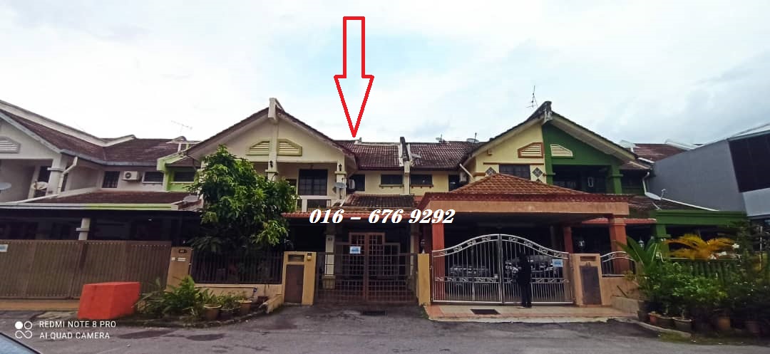 2 sty house at Bdr Tun Hussein Onn, Below Market