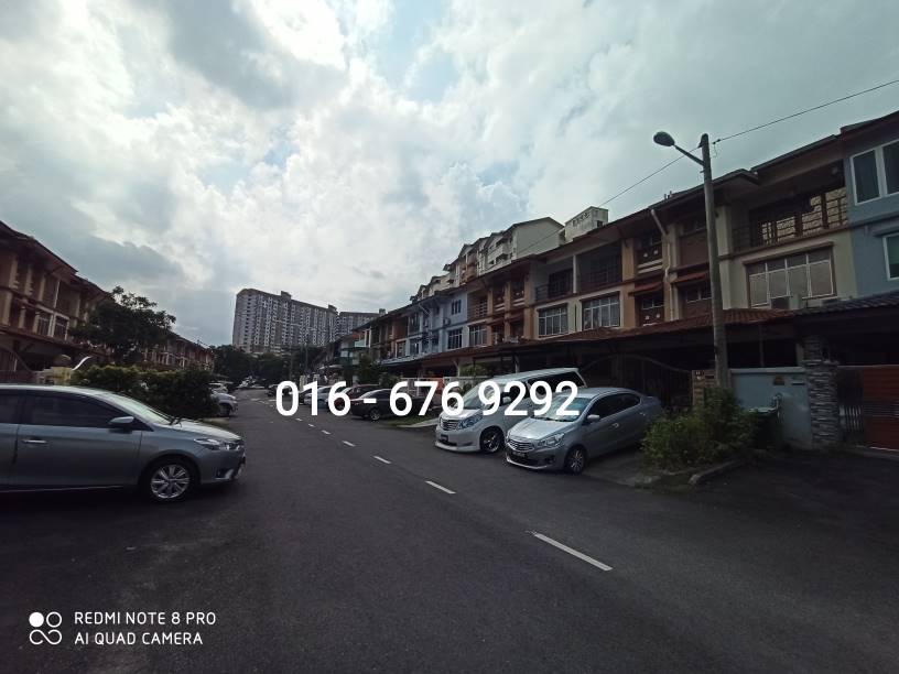 3 sty superlink house below market 200k - photo 2