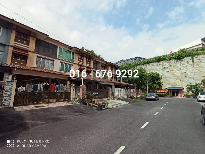 3 sty superlink house below market 200k - photo 3