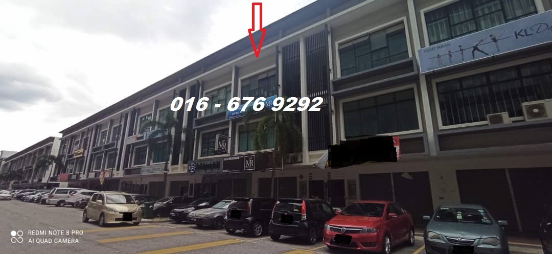 3 sty shop office at Bukit Puchong BM 688k - photo 1