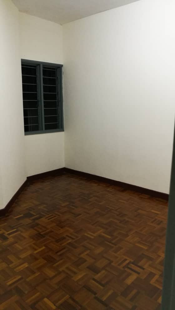 Sri Cempaka at Puchong Jaya 240k only - photo 4