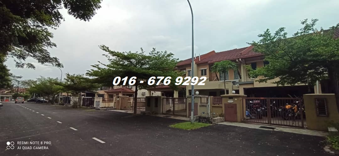 2 Sty House at Subang Jaya, Below Market 156k - photo 3