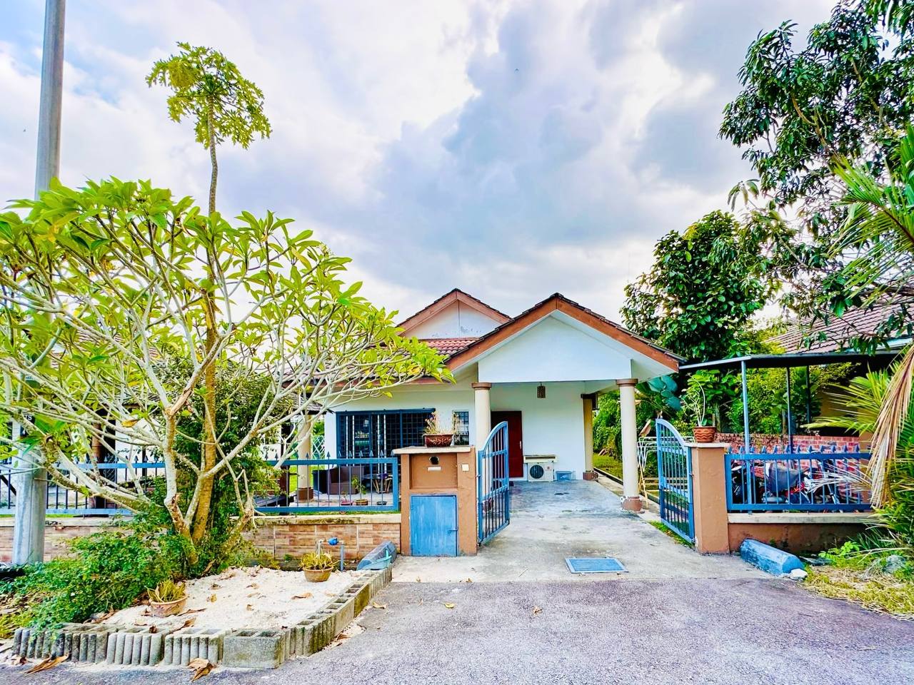 Renovated Bungalow I ...