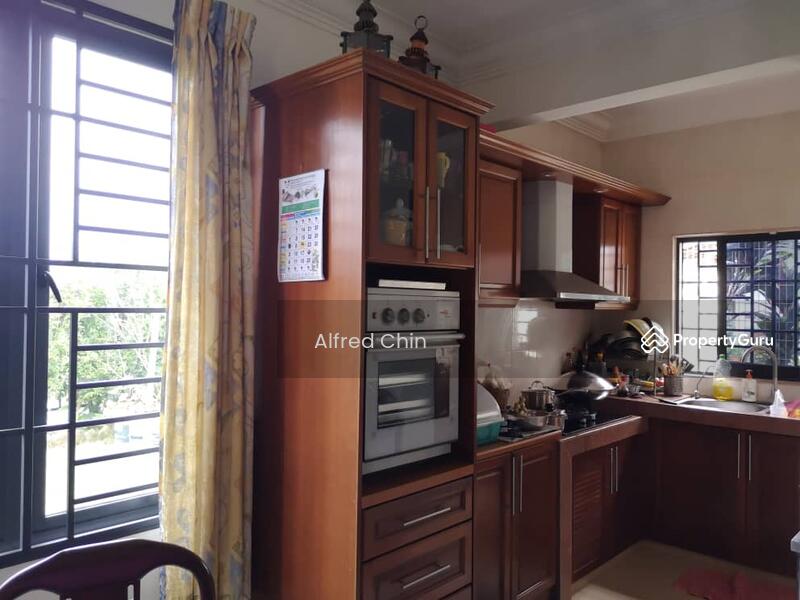 Kajang 3 storey bungalow Taman Bukit Mewah 5R3B - photo 3