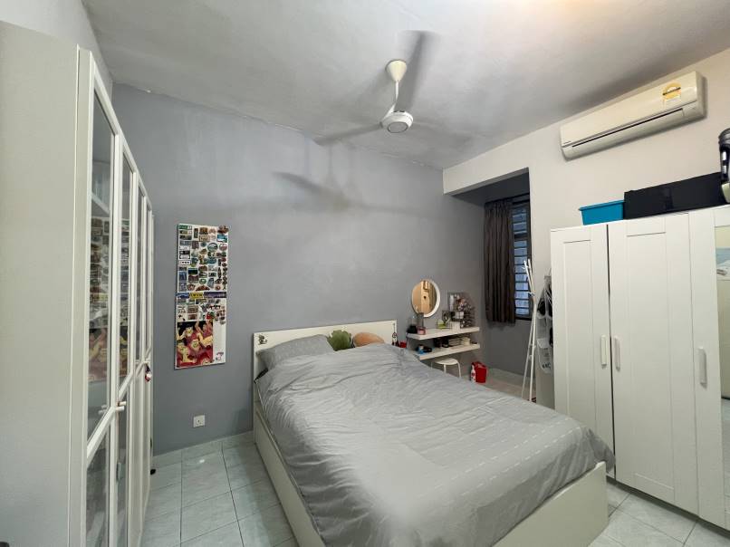 Taman Lagenda Mas Town house - photo 3